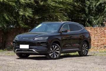 New Energy Electric Vehicle Hybrid BYD Song Plus-Black