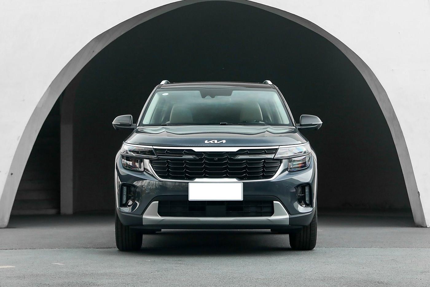 kia seltos-2.jpg